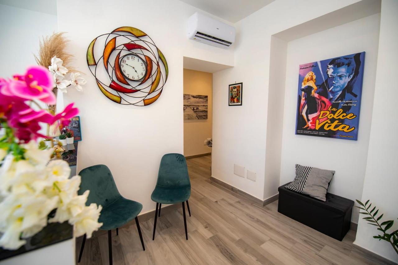 פרוסידה La Dolce Vita Rooms מראה חיצוני תמונה
