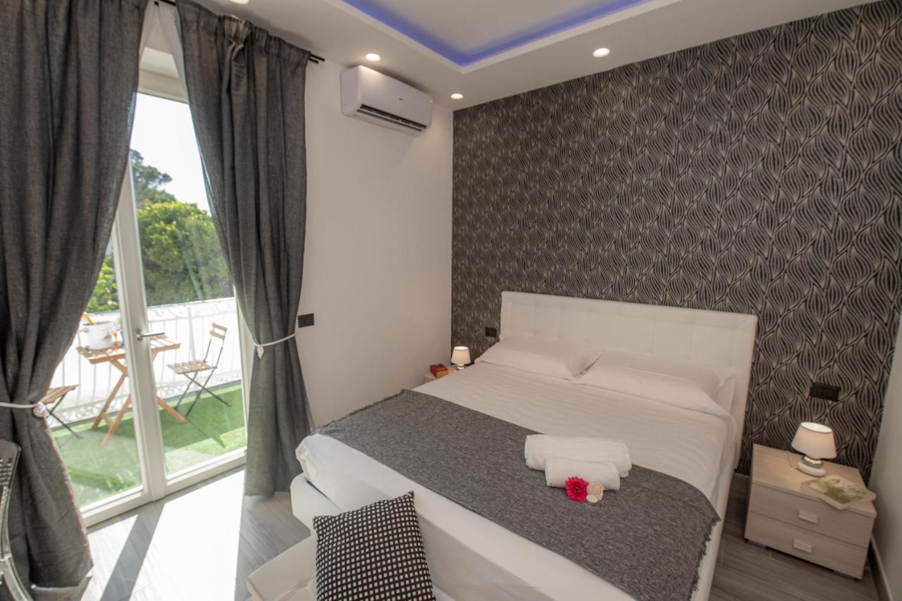 פרוסידה La Dolce Vita Rooms מראה חיצוני תמונה